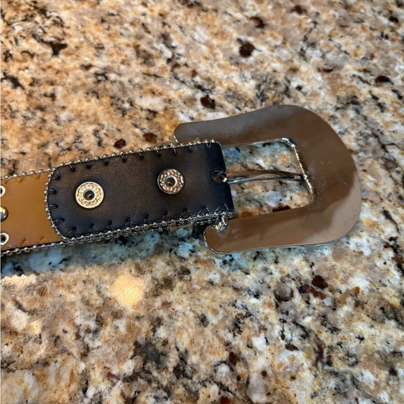 Nocona Leather Belt Rhinestones Mustang Horses Buckle Bling Black Silver 24 - Picture 8 of 8